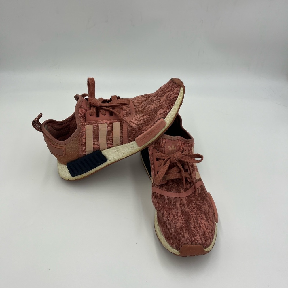 Adidas tennis shoes